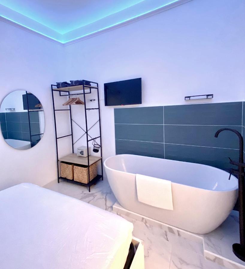 The Apartment Порто Санто Стефано Экстерьер фото